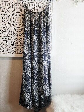 TYSA PAISLEY PRINT MAXI DRESS ADJUSTABLE STRAPS IN BLACK & WHITE Size SMALL